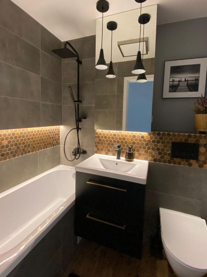 Apartamento Eloft Saska Kepa Varsovia Exterior foto